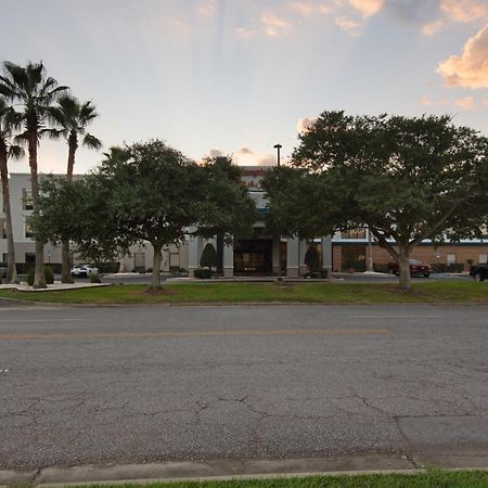 Hampton Inn & Suites Pensacola I-10 N At University Town Plaza Extérieur photo