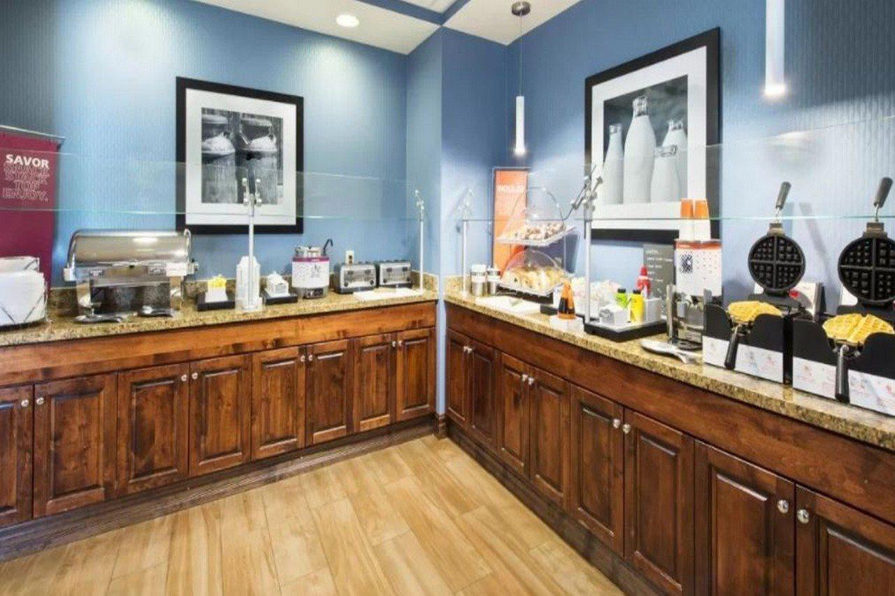 Hampton Inn & Suites Pensacola I-10 N At University Town Plaza Extérieur photo