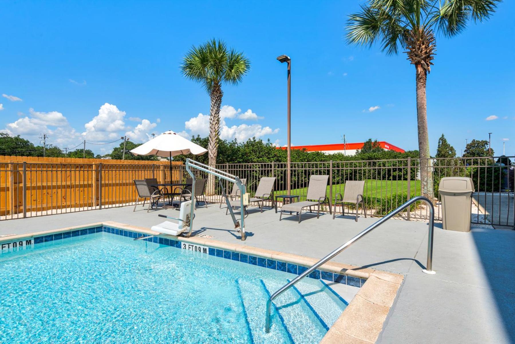 Hampton Inn & Suites Pensacola I-10 N At University Town Plaza Extérieur photo