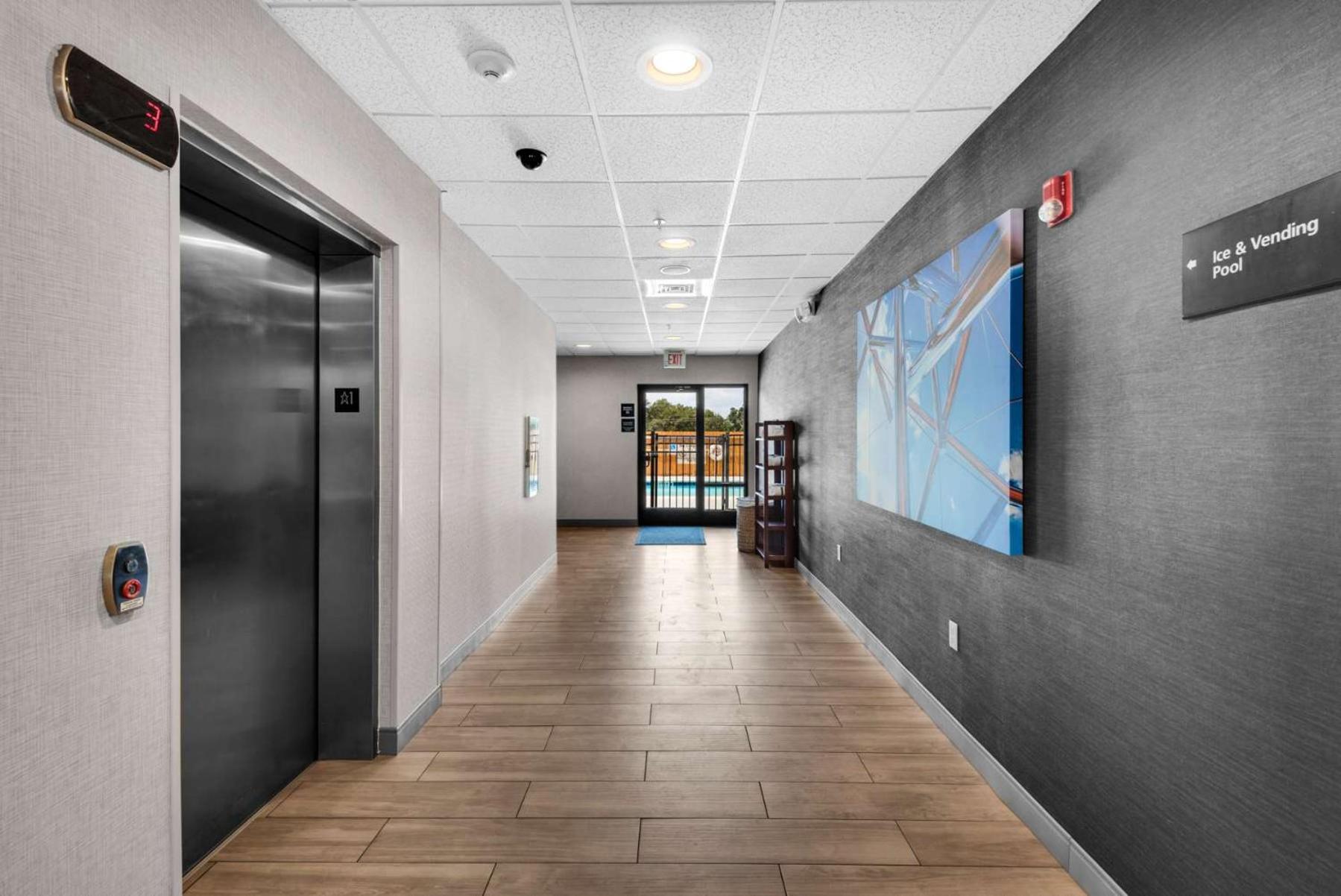 Hampton Inn & Suites Pensacola I-10 N At University Town Plaza Extérieur photo