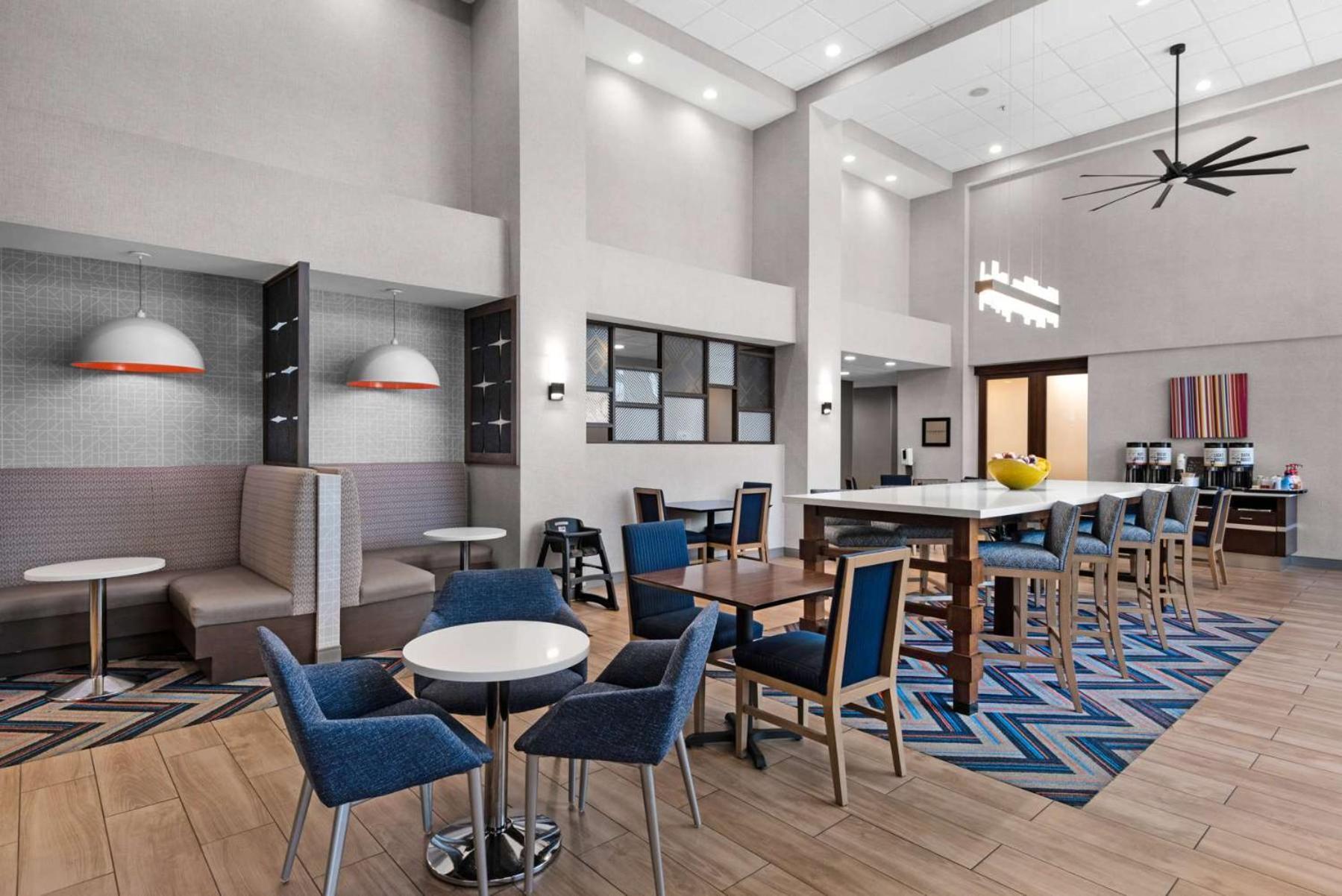 Hampton Inn & Suites Pensacola I-10 N At University Town Plaza Extérieur photo