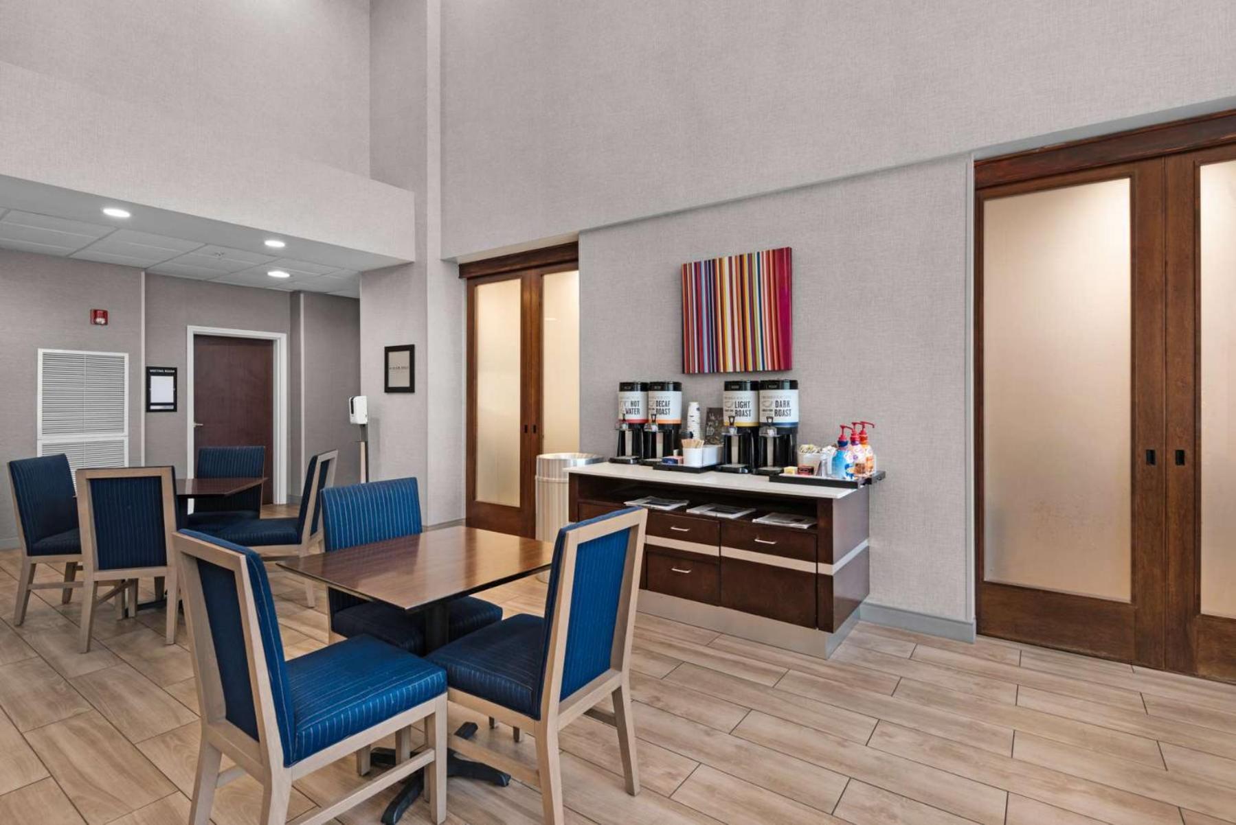 Hampton Inn & Suites Pensacola I-10 N At University Town Plaza Extérieur photo