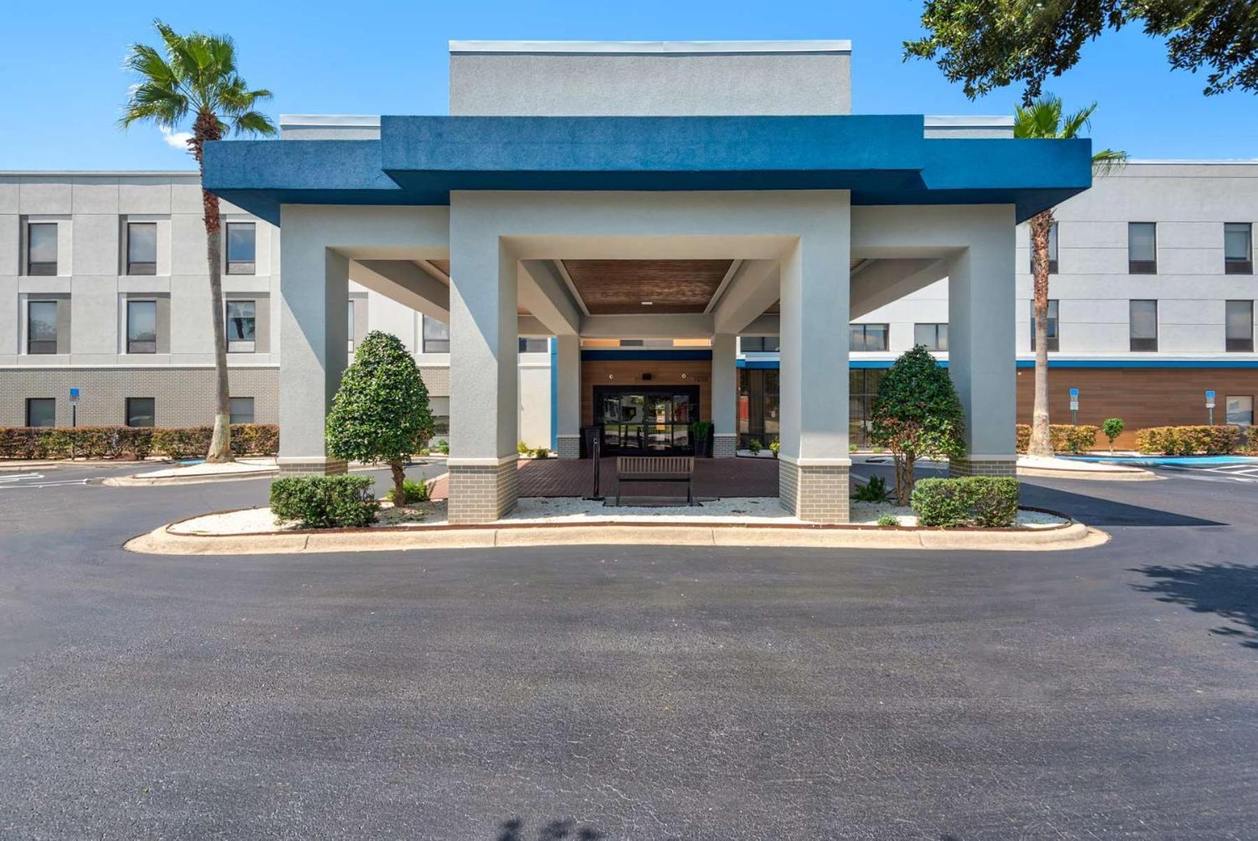 Hampton Inn & Suites Pensacola I-10 N At University Town Plaza Extérieur photo