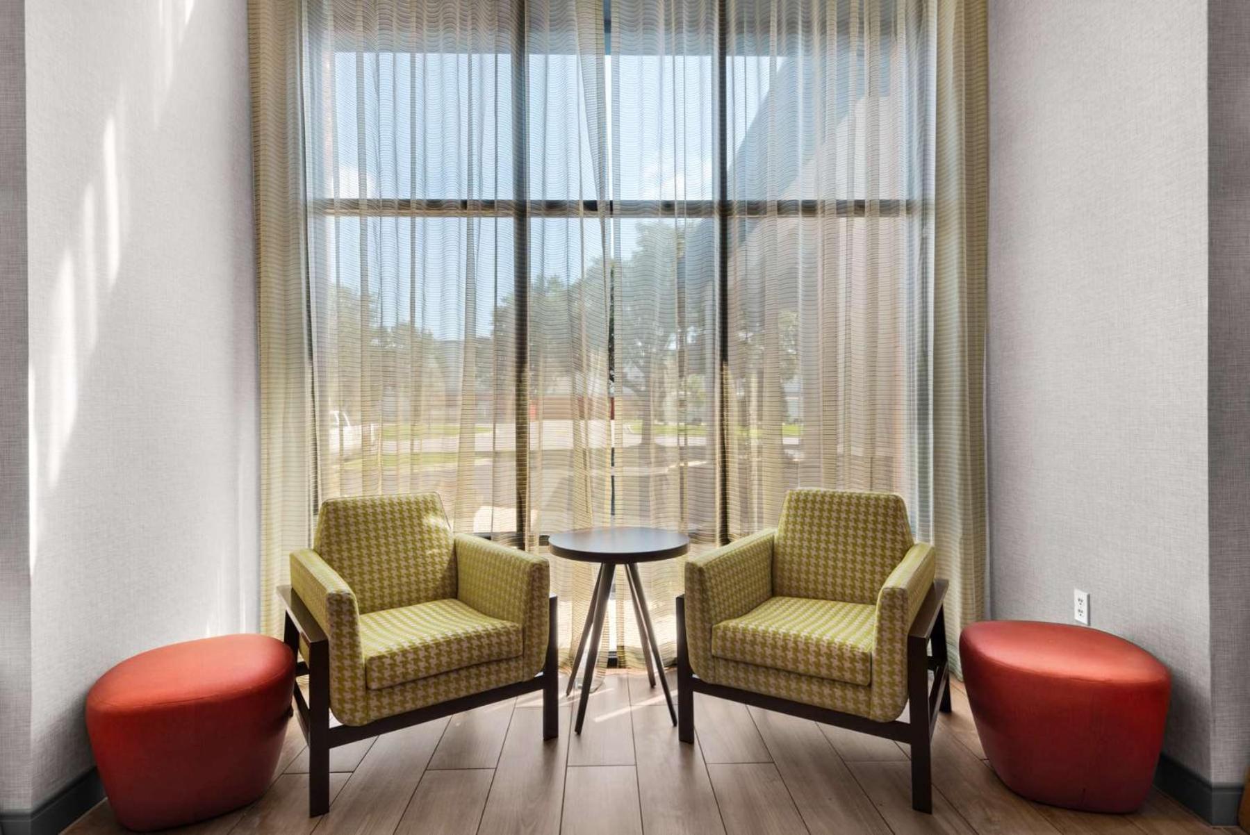 Hampton Inn & Suites Pensacola I-10 N At University Town Plaza Extérieur photo
