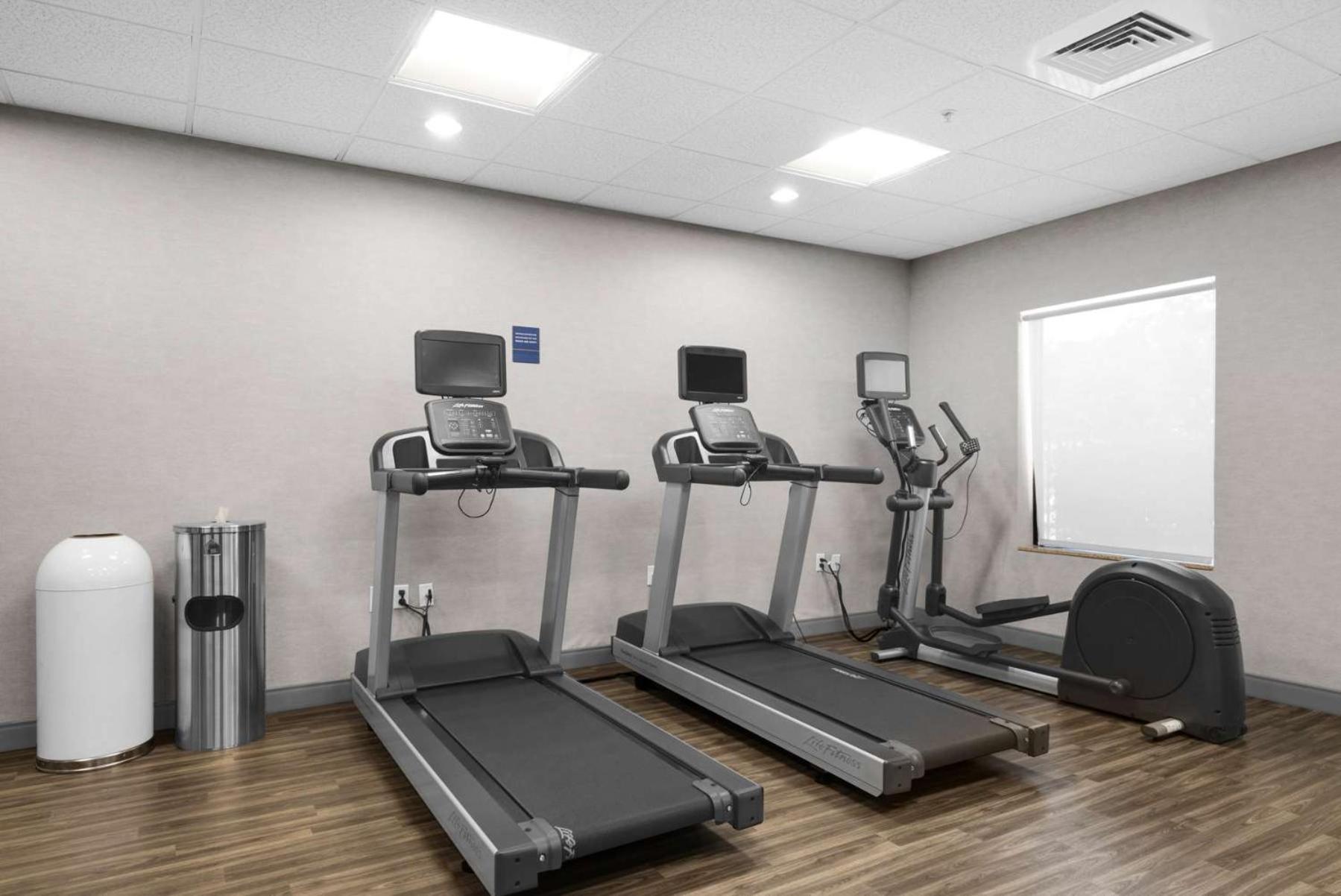 Hampton Inn & Suites Pensacola I-10 N At University Town Plaza Extérieur photo
