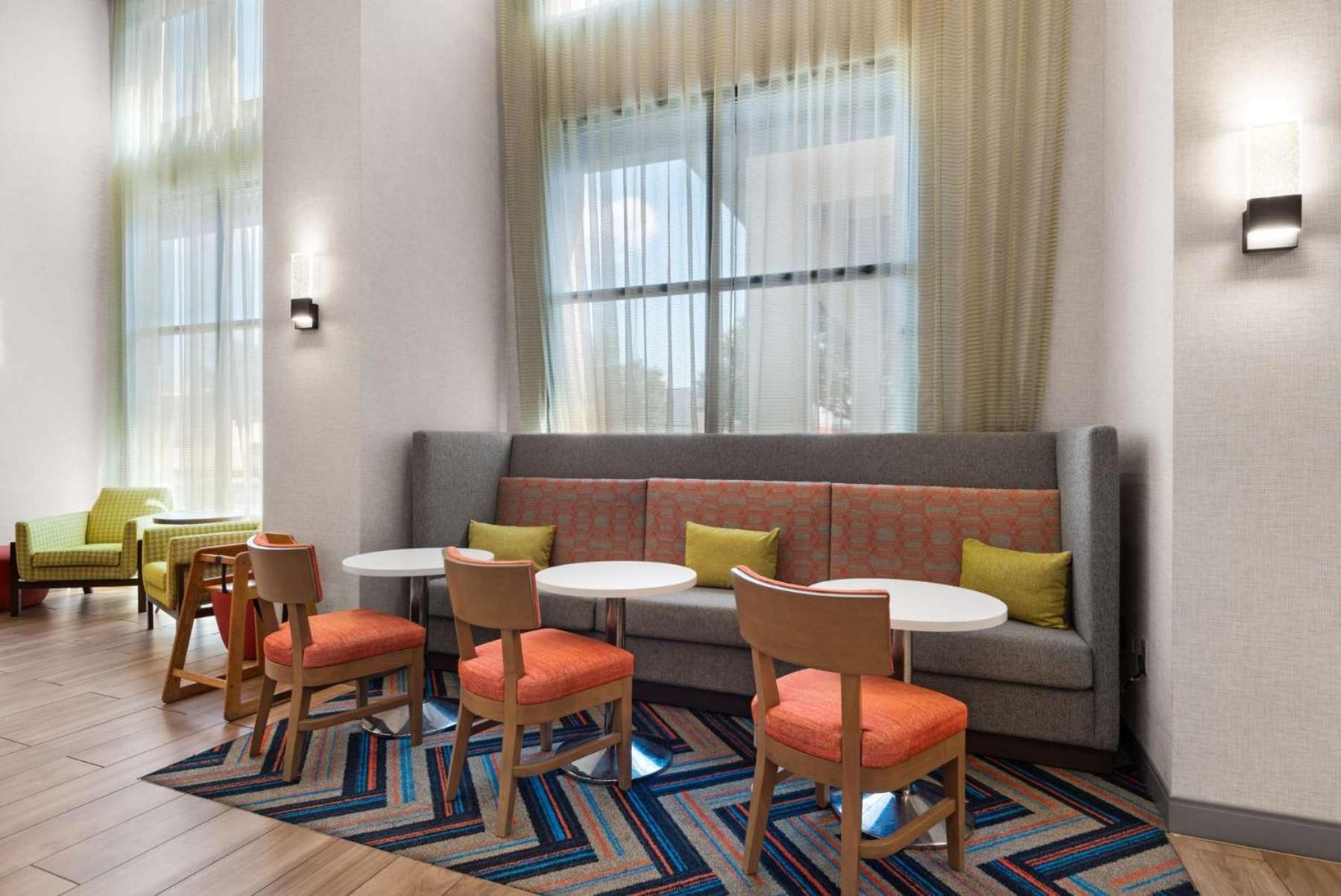 Hampton Inn & Suites Pensacola I-10 N At University Town Plaza Extérieur photo