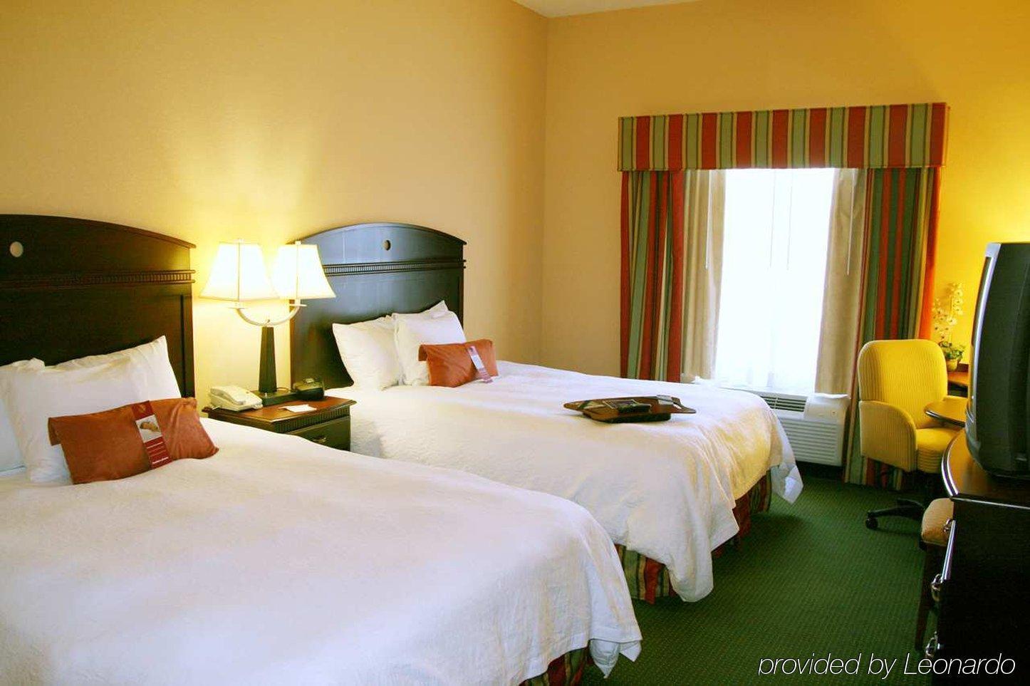 Hampton Inn & Suites Pensacola I-10 N At University Town Plaza Chambre photo